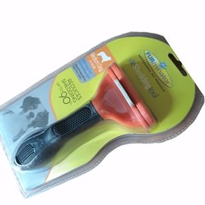 Deshedding tool for pets